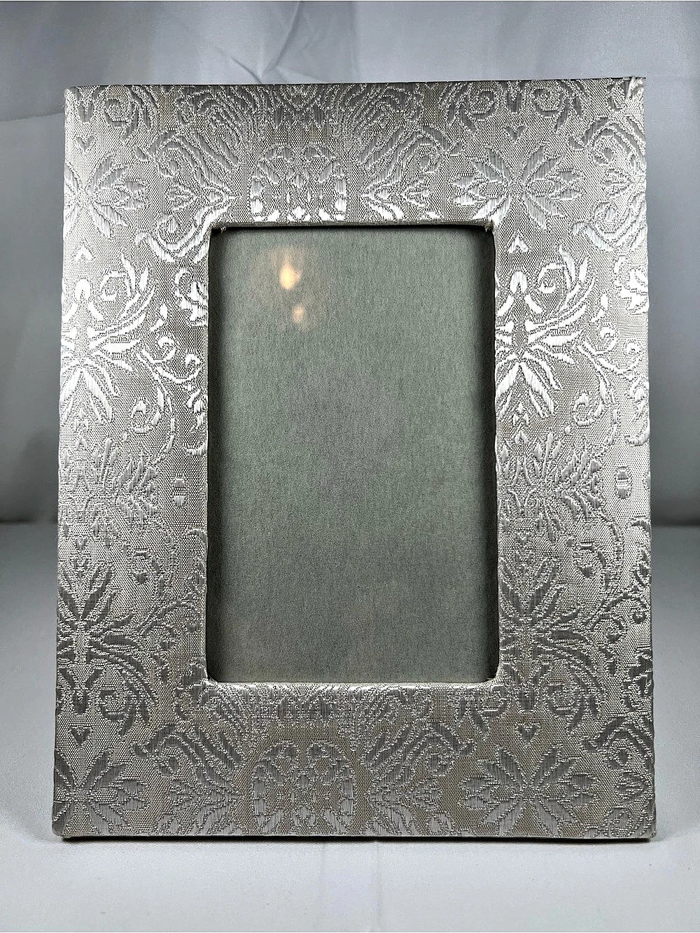 Elegant Shimmering White Damask Fabric Picture Frame 4x6